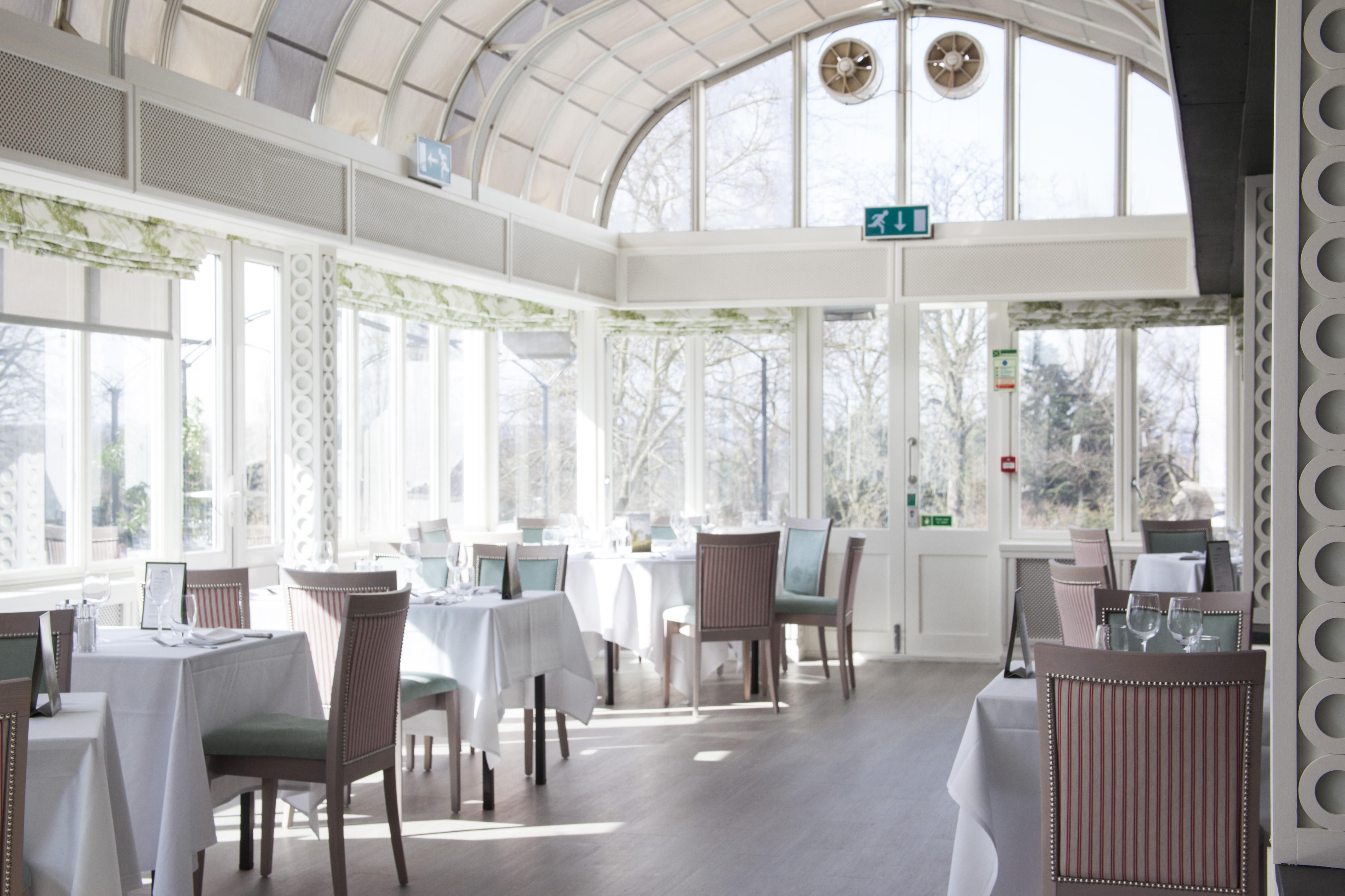 Bromley Court Hotel London Bagian luar foto