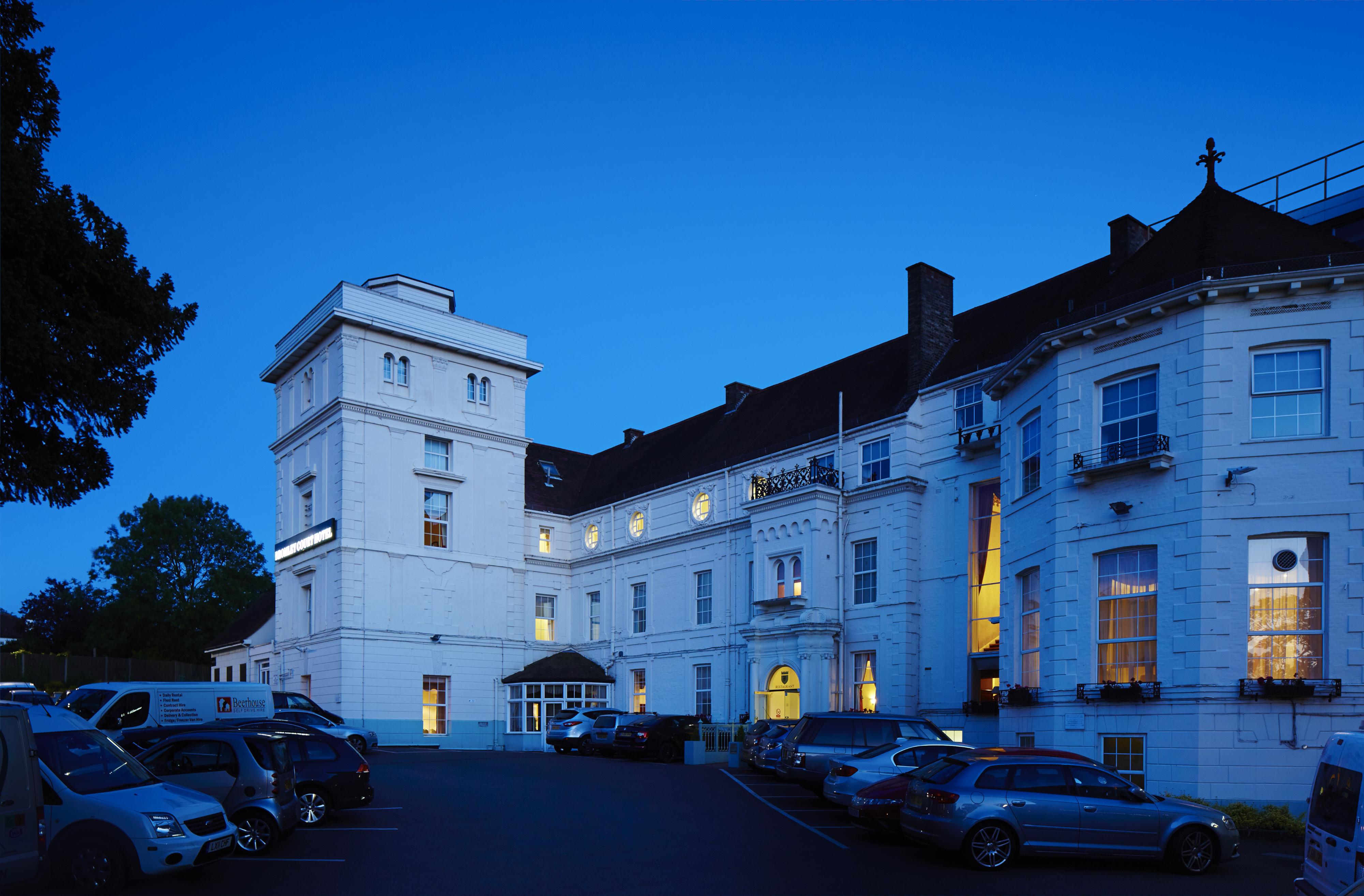 Bromley Court Hotel London Bagian luar foto