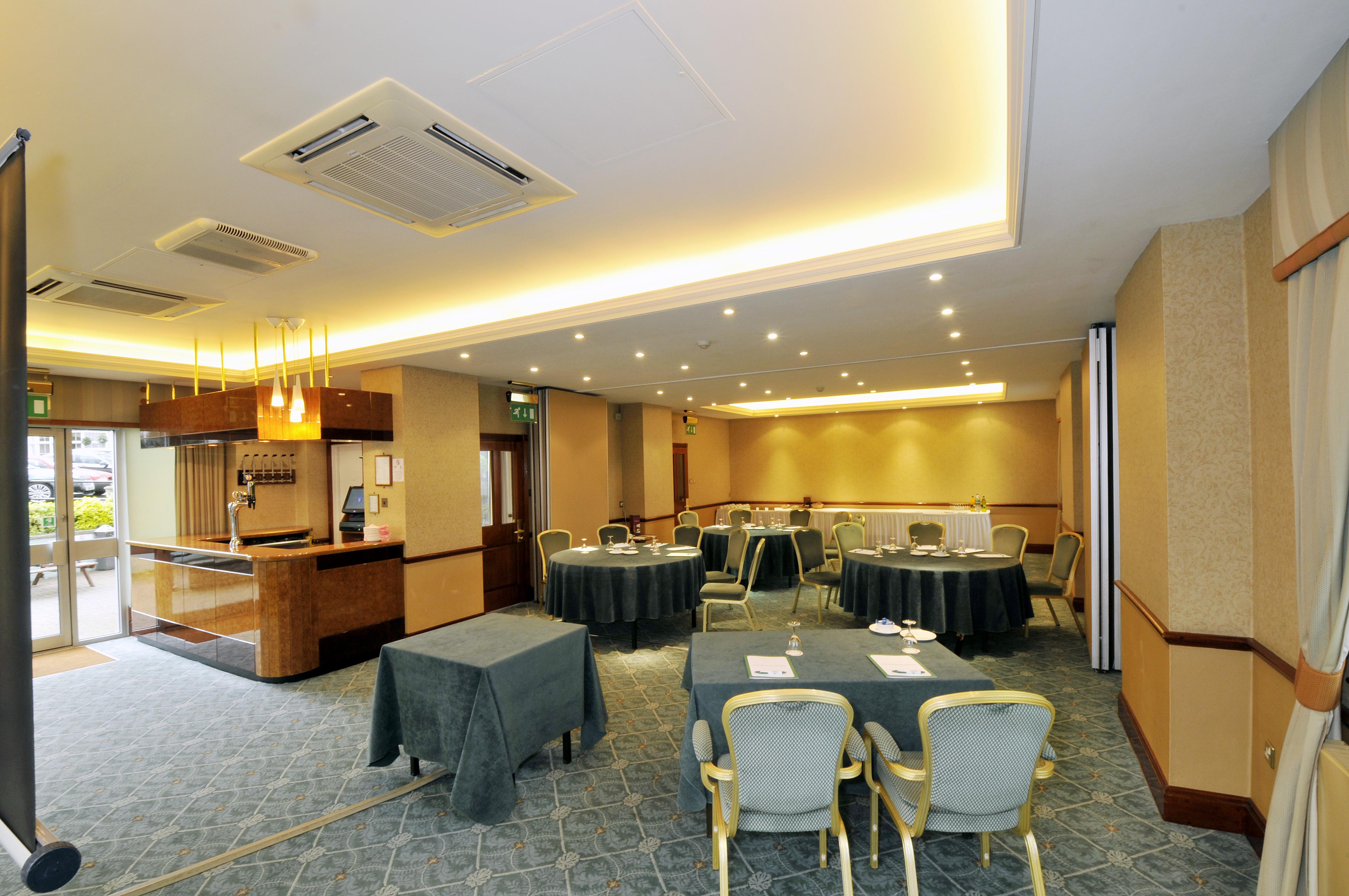 Bromley Court Hotel London Bagian luar foto