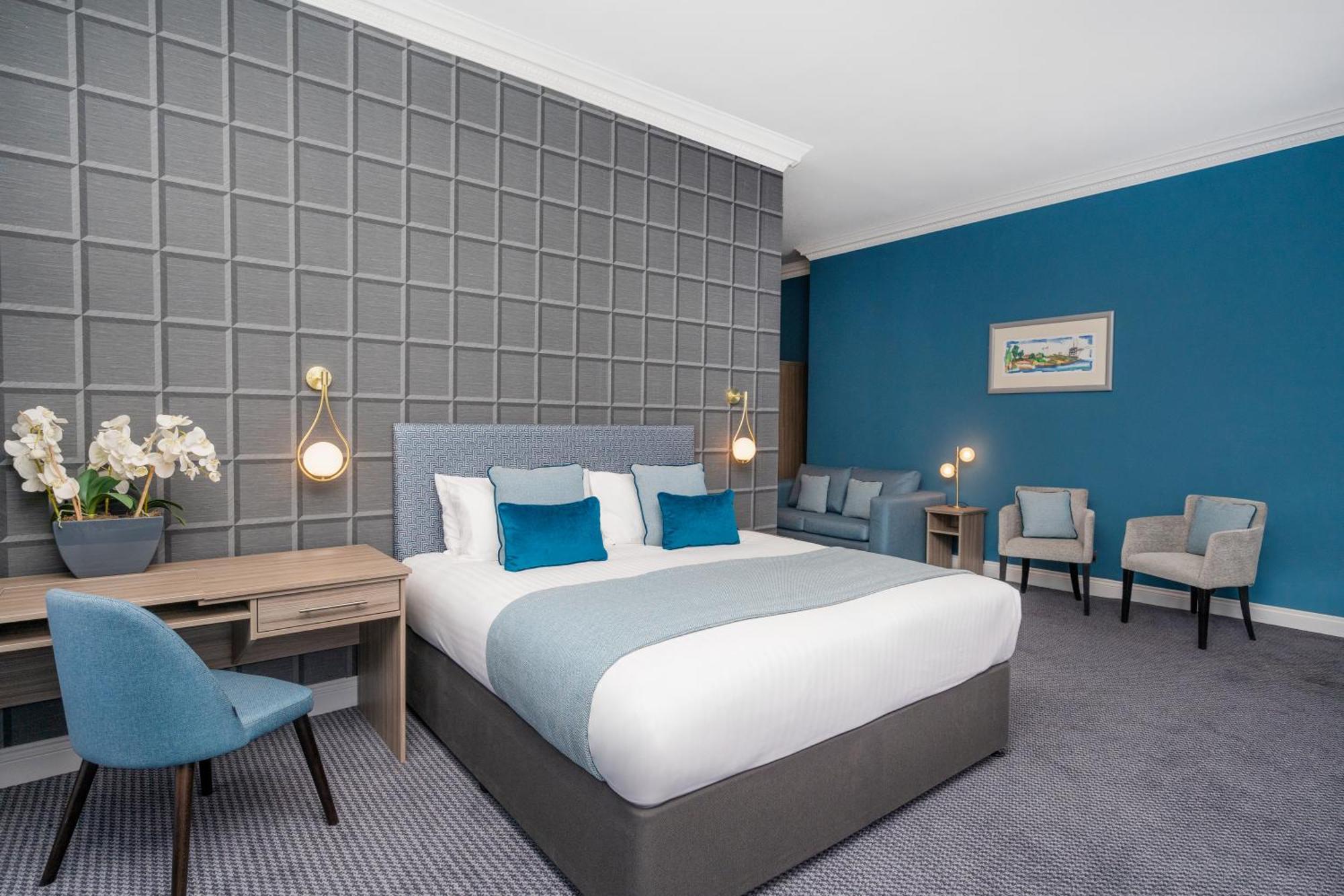 Bromley Court Hotel London Bagian luar foto