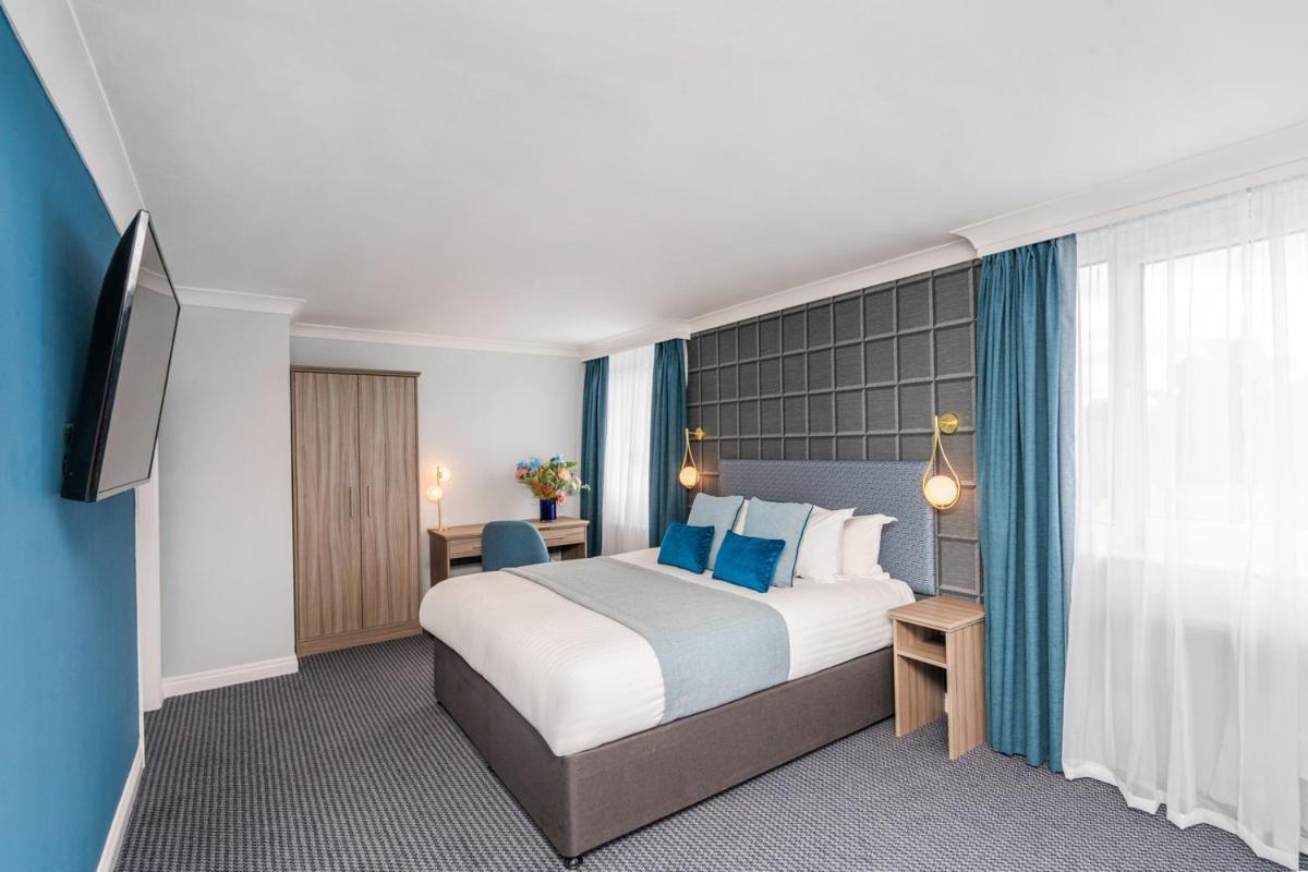 Bromley Court Hotel London Bagian luar foto