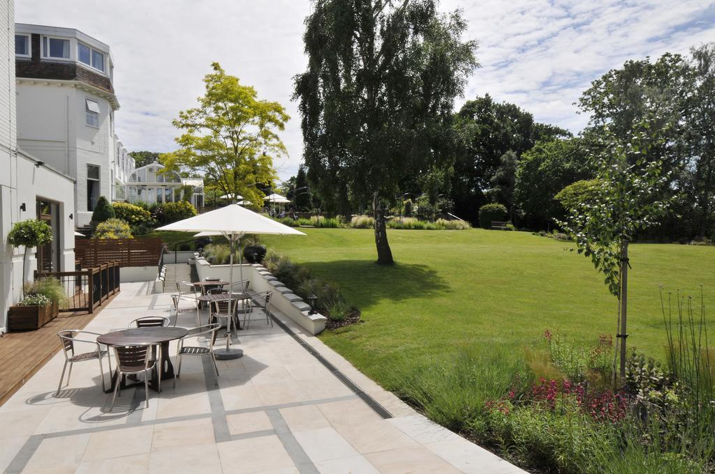 Bromley Court Hotel London Bagian luar foto