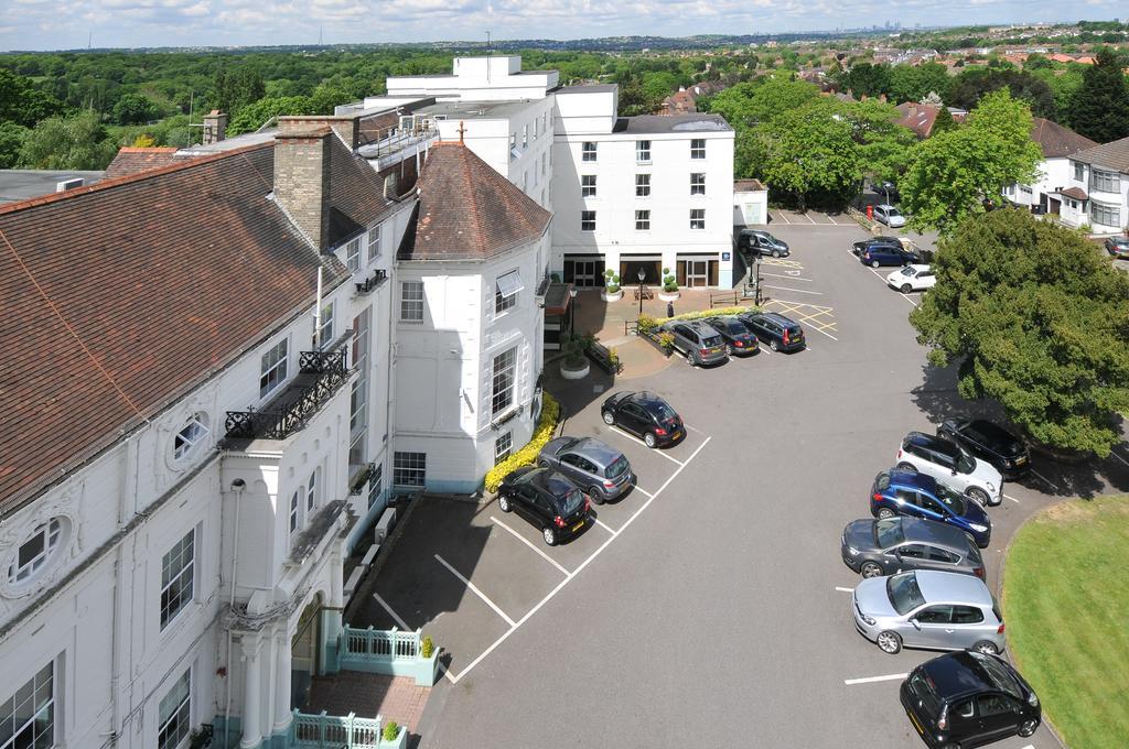 Bromley Court Hotel London Bagian luar foto