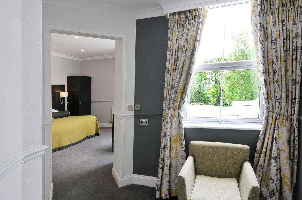 Bromley Court Hotel London Bagian luar foto