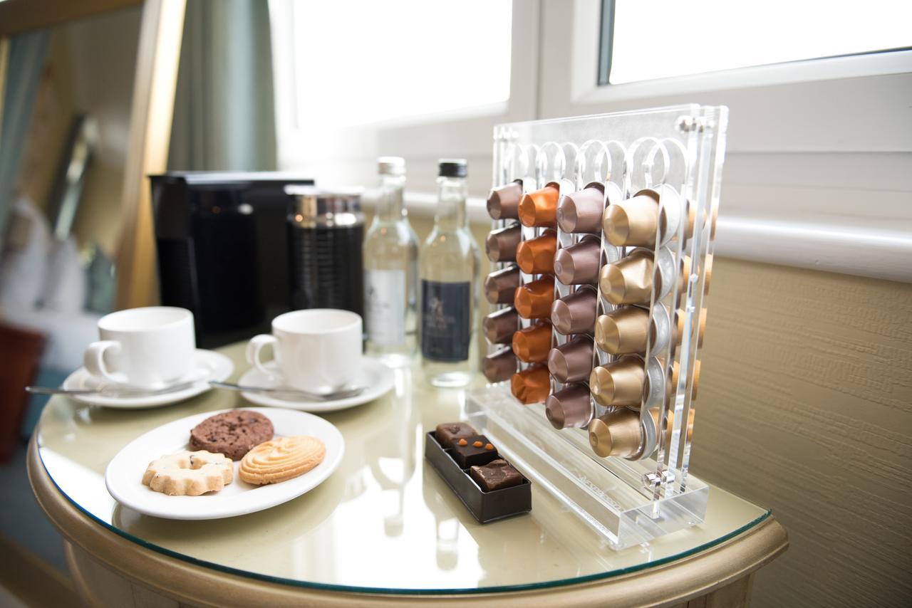 Bromley Court Hotel London Bagian luar foto